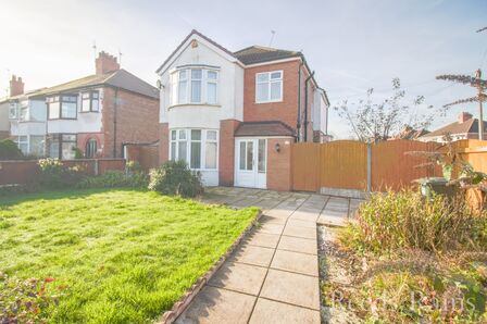 Chester Road, 3 bedroom Detached House for sale, £345,000