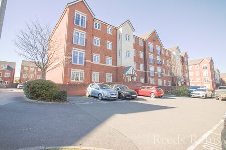 St. Edmunds House, 2 bedroom  Flat for sale, £105,000