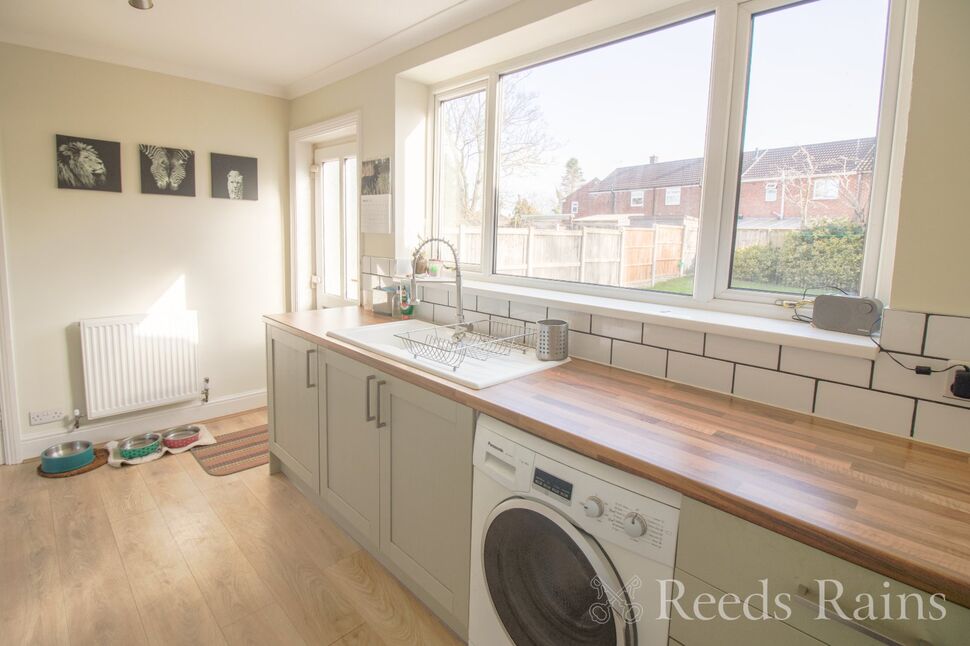 Kitchen / Breakfast Room