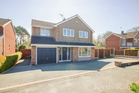 Kendal Drive, 4 bedroom Detached House for sale, £445,000