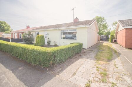 3 bedroom Semi Detached Bungalow for sale