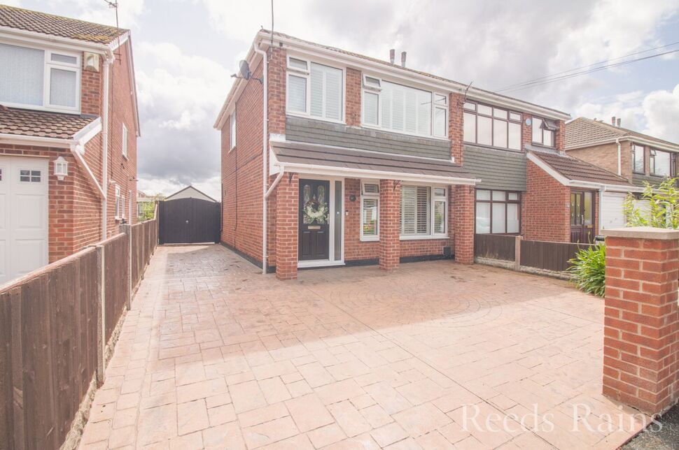 Main image of 3 bedroom Semi Detached House for sale, Baker Drive, Great Sutton, Cheshire, CH66