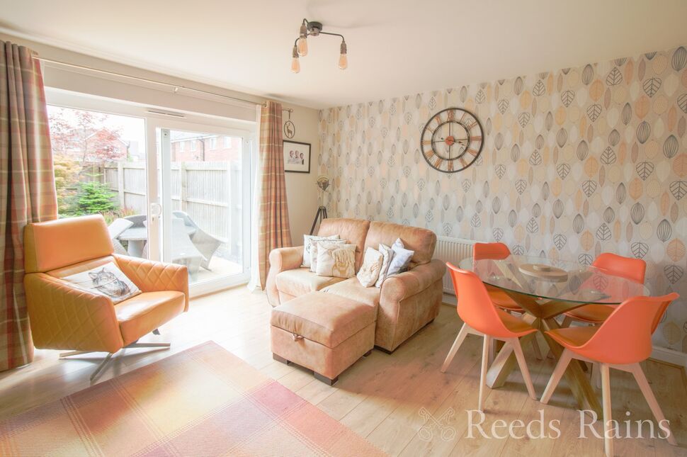 Lounge / Dining Room