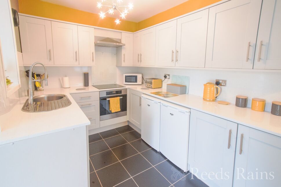 Kitchen / Breakfast Room