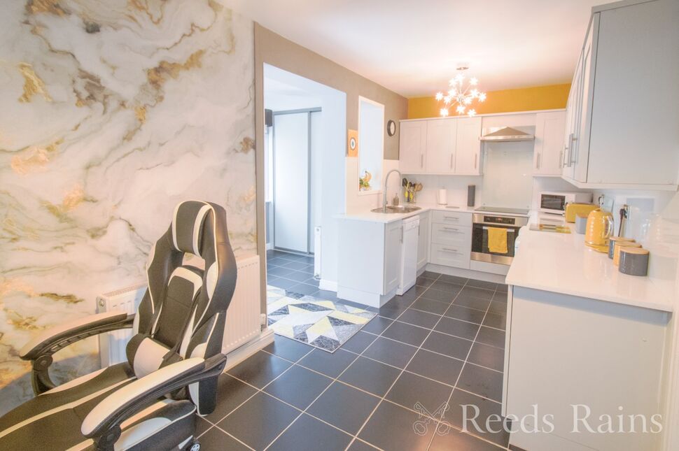 Kitchen / Breakfast Room