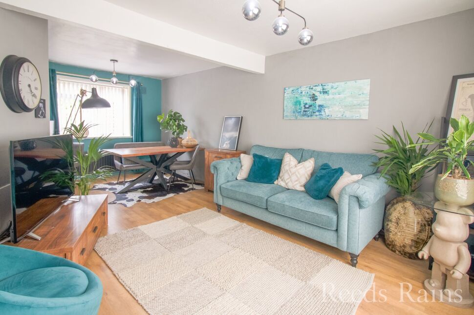 Lounge / Dining Room