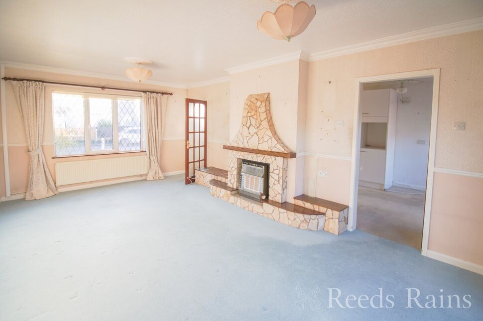 Lounge / Dining Room