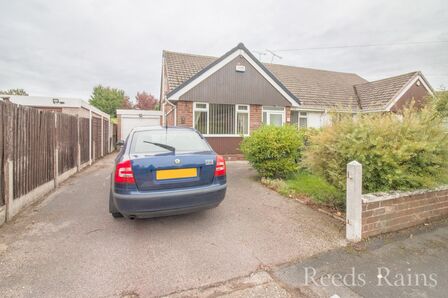 3 bedroom Semi Detached Bungalow for sale