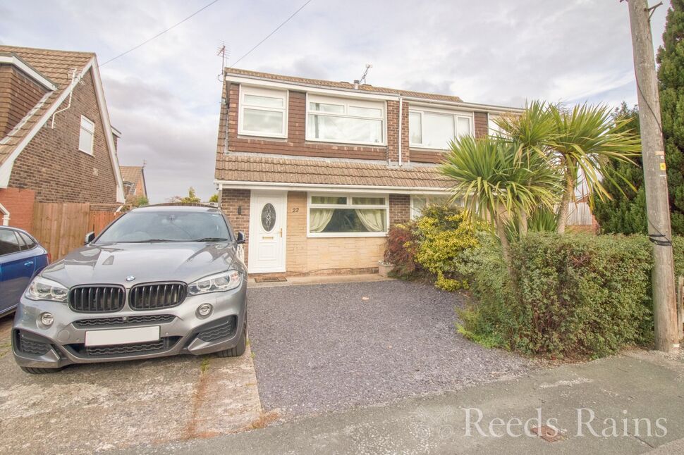 Main image of 3 bedroom Semi Detached House for sale, Merton Road, Great Sutton, Cheshire, CH66