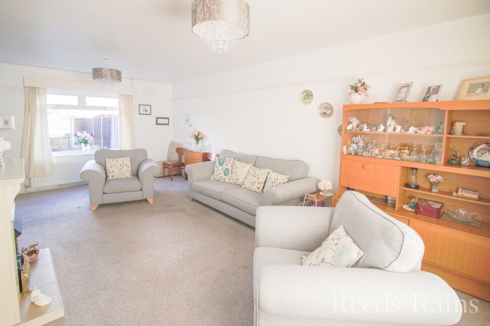 Lounge / Dining Room