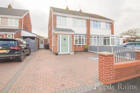 Karen Way, 3 bedroom Semi Detached House for sale, £239,950