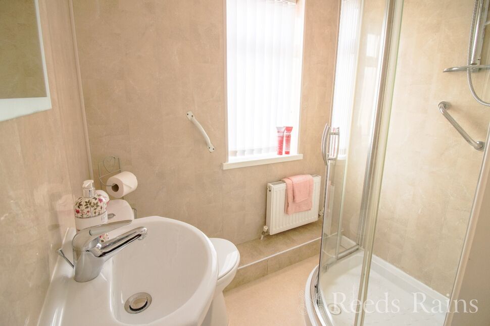 En-Suite Shower