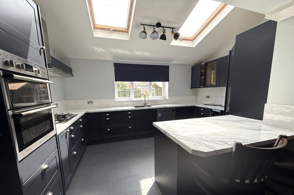 Open Plan Kitchen / Dining