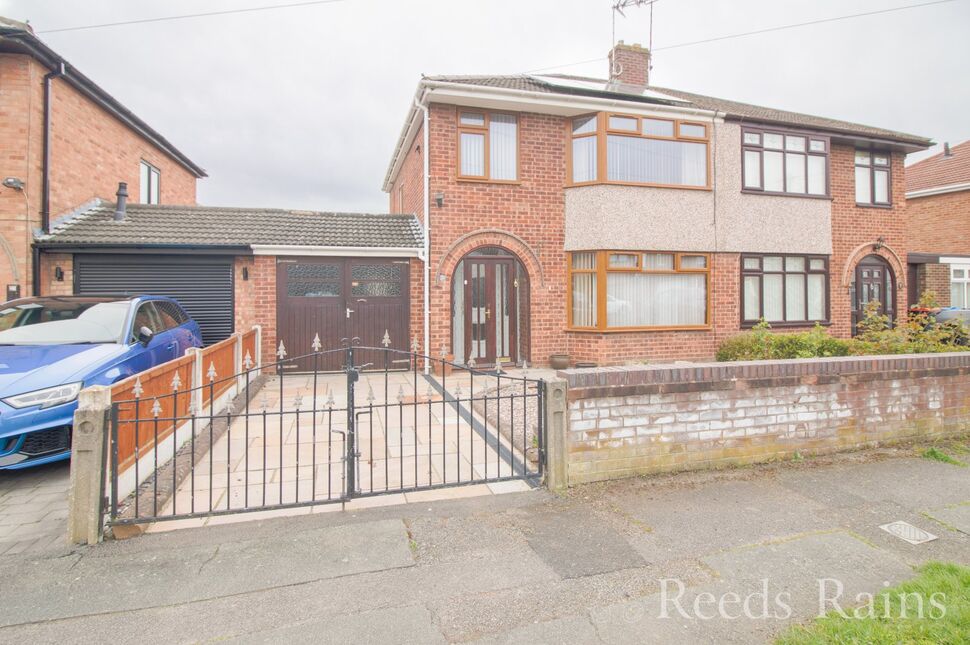 Main image of 3 bedroom Semi Detached House for sale, Shepton Road, Great Sutton, Cheshire, CH66