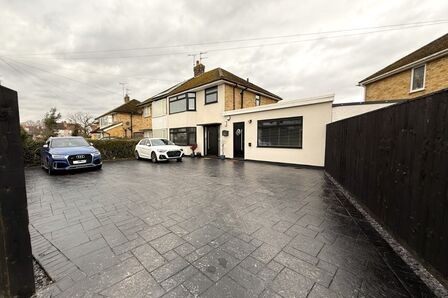 Red Lion Lane, 3 bedroom Semi Detached House for sale, &pound;315,000