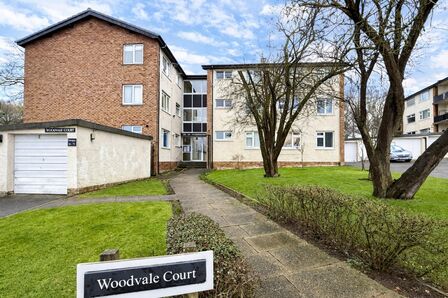 Woodvale Court, 1 bedroom Flat to rent, &pound;750 pcm