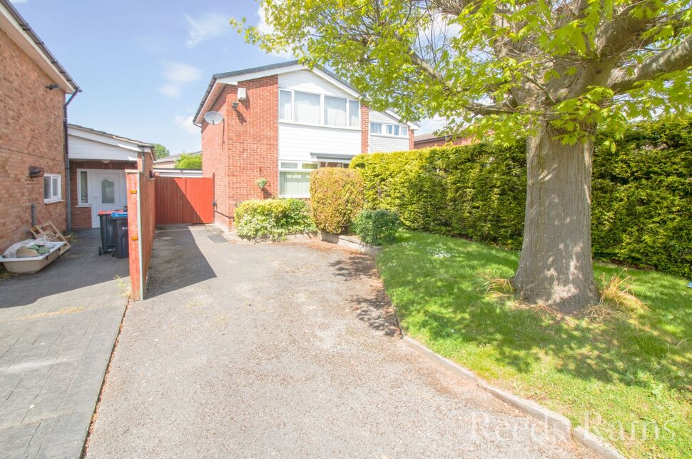 Main image of 3 bedroom Semi Detached House for sale, Brackendale, Elton, Cheshire, CH2