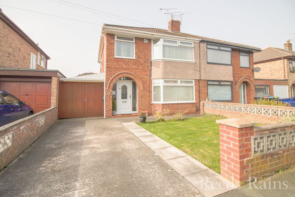 Main image of 3 bedroom Semi Detached House for sale, Fenwick Road, Great Sutton, Cheshire, CH66