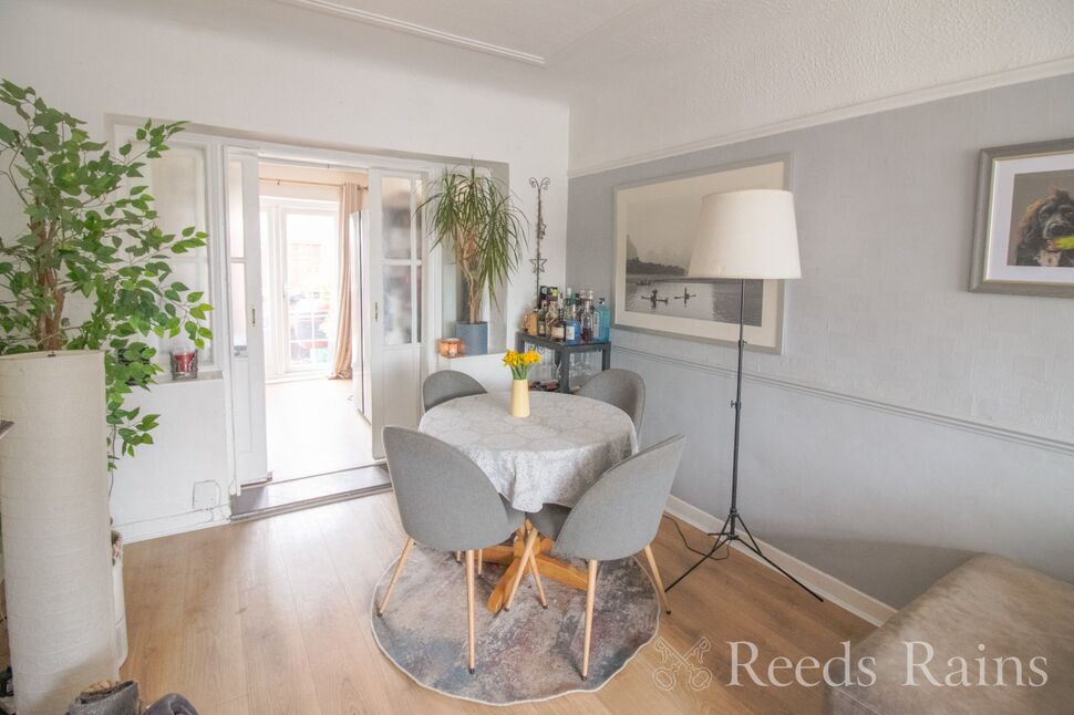 Lounge / Dining Room