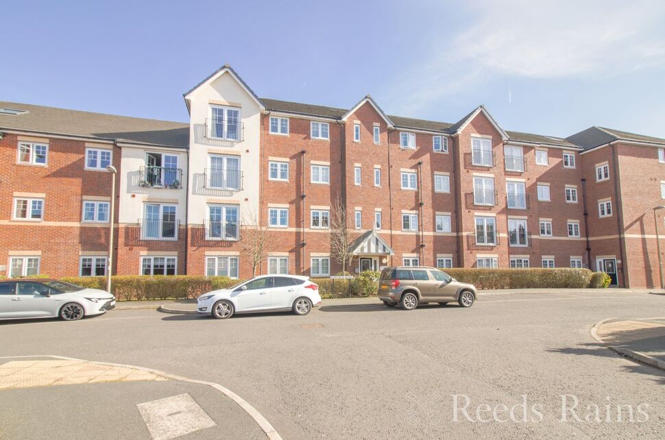 Main image of 2 bedroom Flat for sale, Robinson Road, Ellesmere Port, Cheshire, CH65