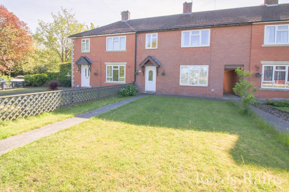 Main image of 4 bedroom Mid Terrace House for sale, Thamesdale, Whitby, Cheshire, CH65