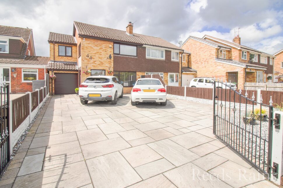 Main image of 4 bedroom Semi Detached House for sale, Thorne Drive, Little Sutton, Cheshire, CH66