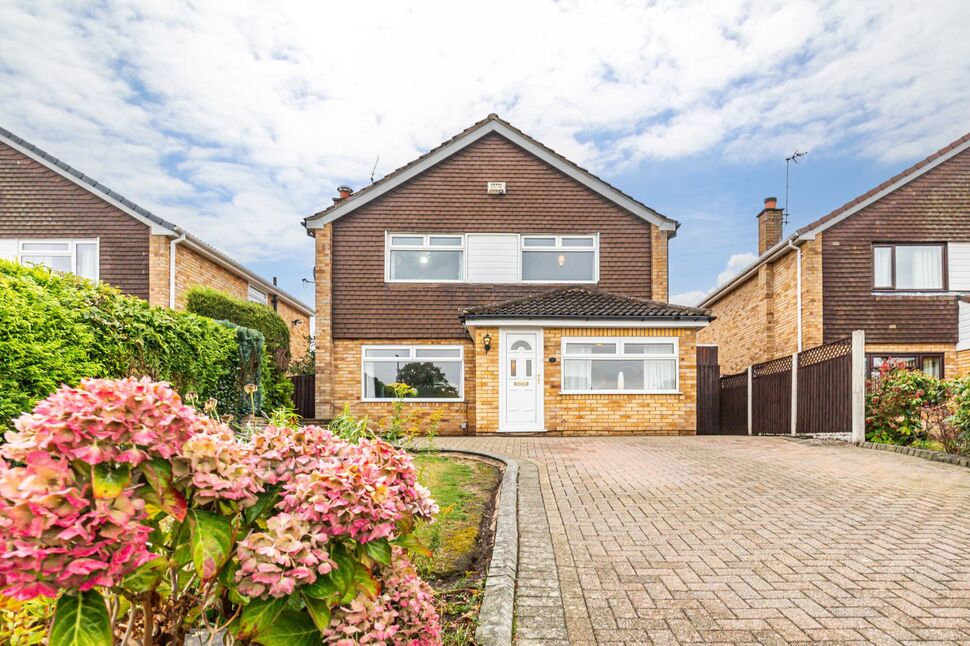 Main image of 4 bedroom Detached House for sale, Horbury Gardens, Little Sutton, Cheshire, CH66