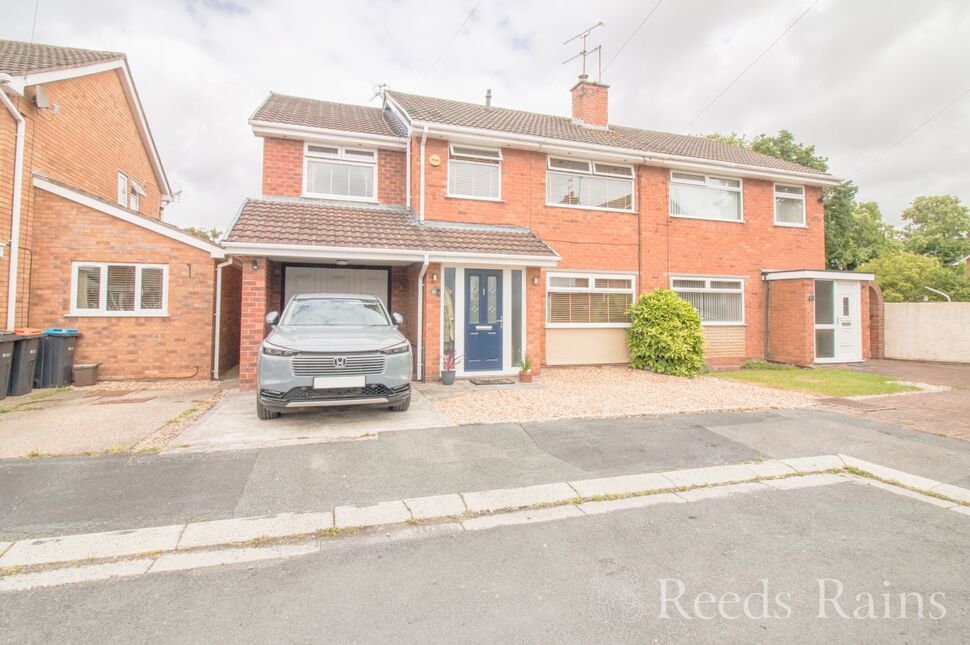 Main image of 4 bedroom Semi Detached House for sale, Calder Way, Great Sutton, Cheshire, CH66
