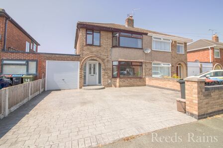 Fenwick Road, 3 bedroom Semi Detached House for sale, &pound;265,000