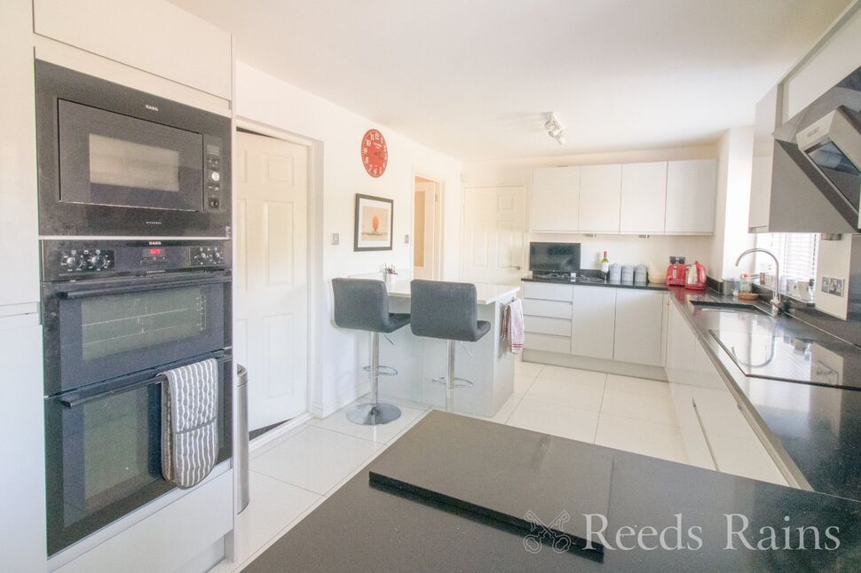 Kitchen / Breakfast