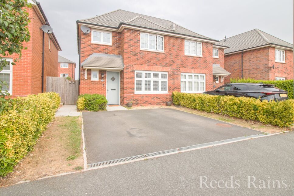 Main image of 3 bedroom Semi Detached House for sale, Blacksmith Street, Little Sutton, Cheshire, CH66