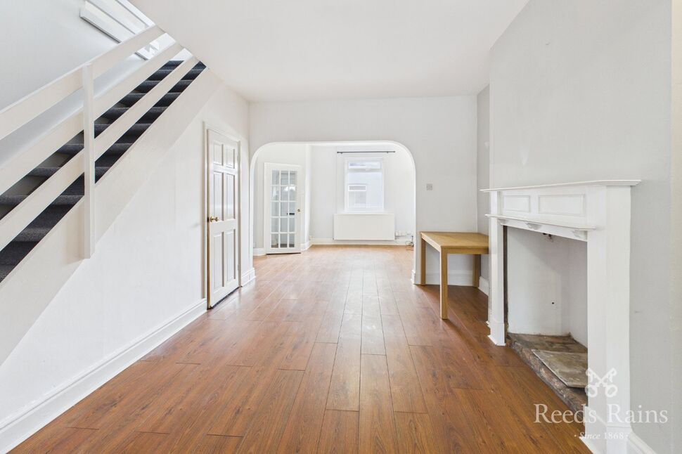 Lounge / Dining Room