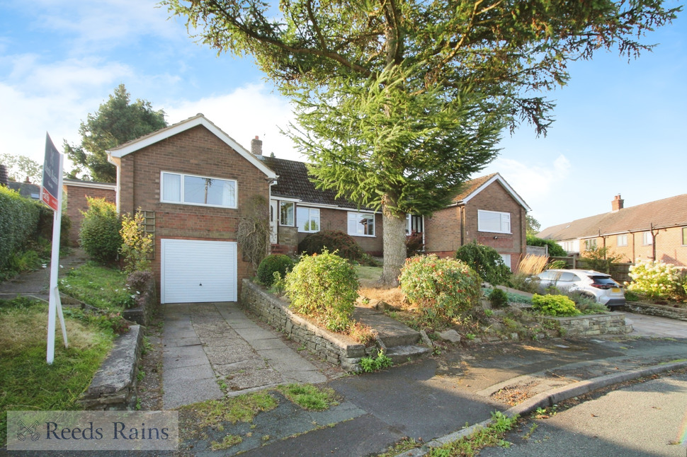 Main image of 3 bedroom Semi Detached Bungalow to rent, Gleave Avenue, Bollington, Cheshire, SK10