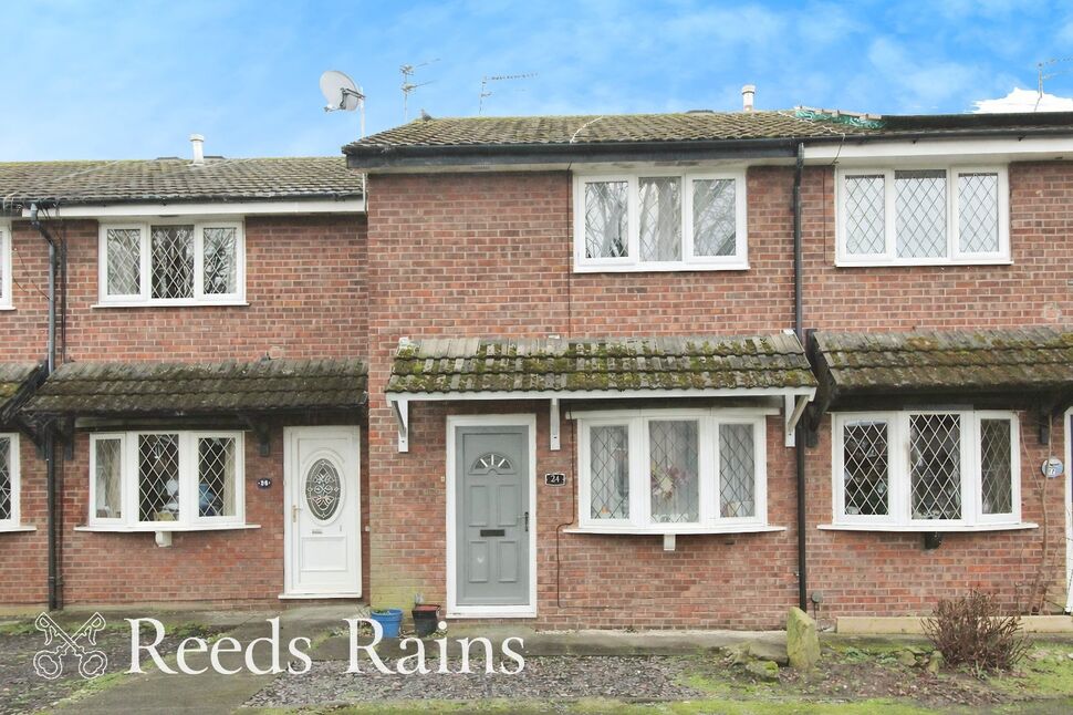 Main image of 2 bedroom Mid Terrace House to rent, Hathaway Drive, Macclesfield, Cheshire, SK11