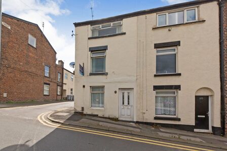 2 bedroom End Terrace House for sale