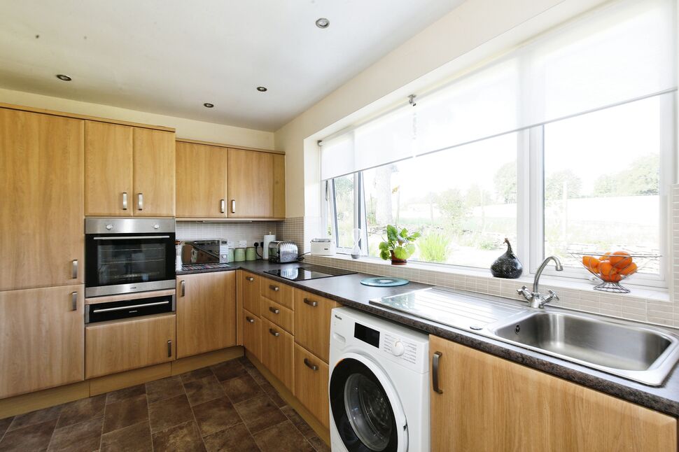 2 bedroom Detached Bungalow for sale, Bollinbarn Drive, Macclesfield