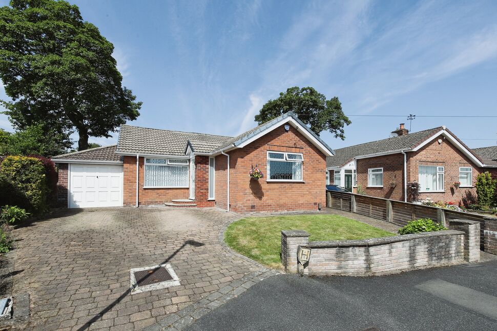 2 bedroom Detached Bungalow for sale, Bollinbarn Drive, Macclesfield, SK10 £355,000
