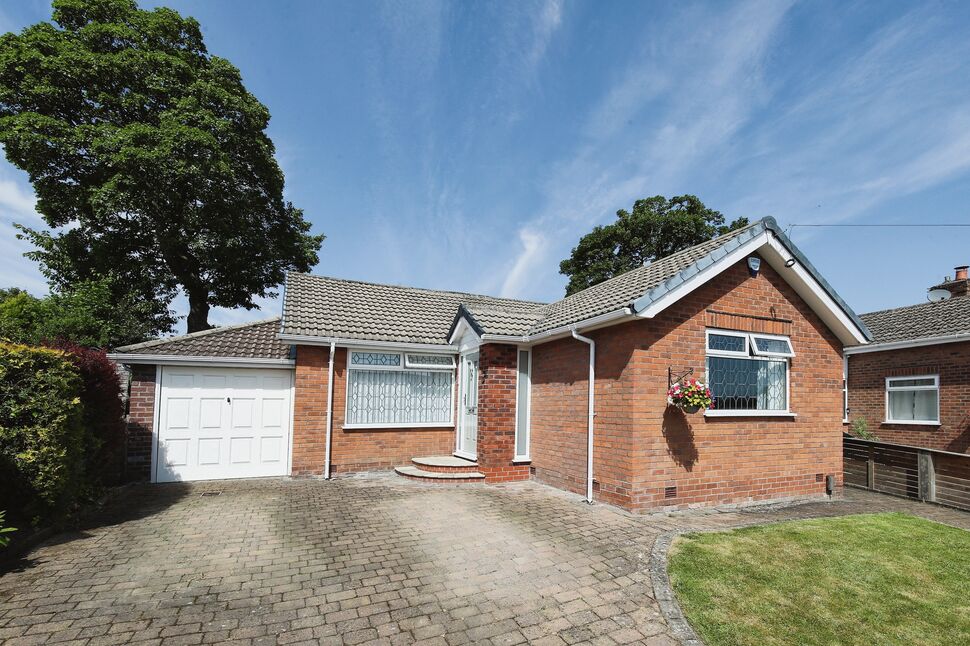 2 bedroom Detached Bungalow for sale, Bollinbarn Drive, Macclesfield