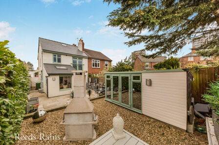 Nicholson Avenue, 3 bedroom Semi Detached House for sale, £350,000