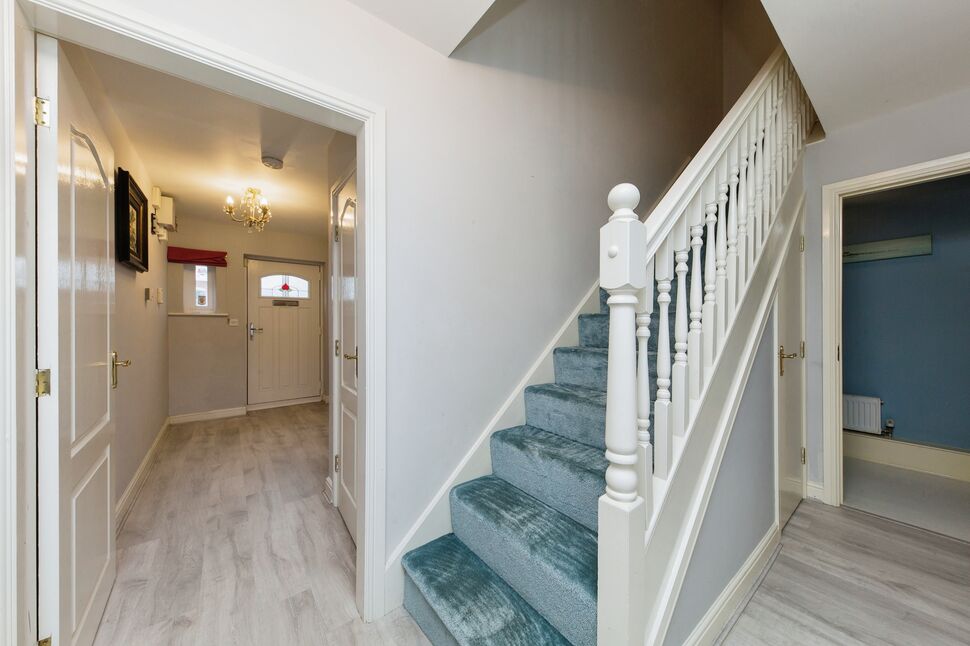 4 bedroom Mid Terrace House for sale, Buxton Road, Macclesfield, SK10