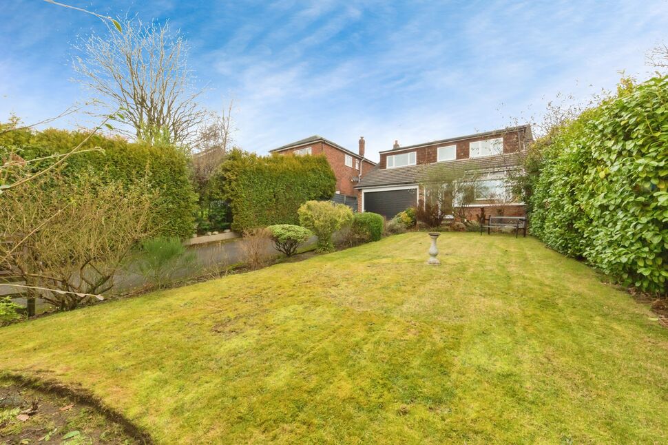 3 bedroom Detached House for sale, Badger Road, Tytherington, SK10 £