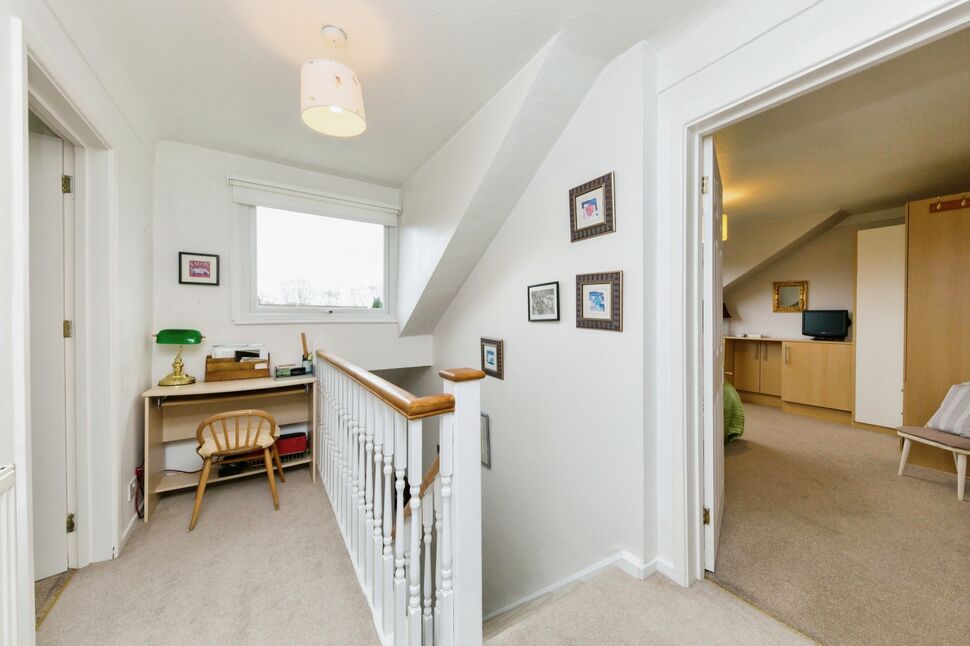 3 bedroom Detached House for sale, Badger Road, Tytherington, SK10 £