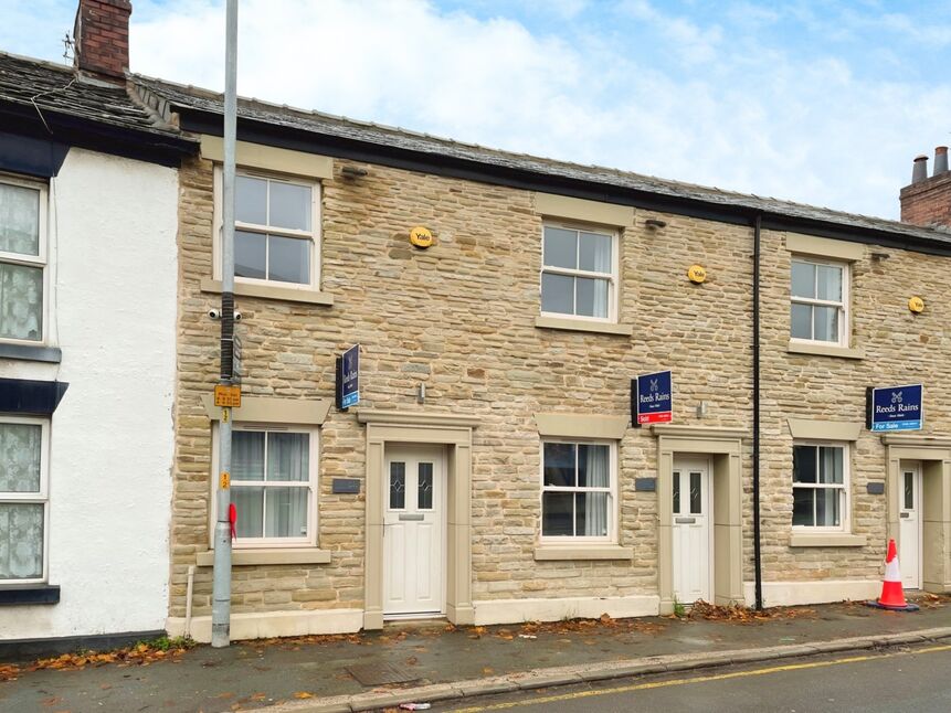 Estate Agents Macclesfield, Cheshire Reeds Rains