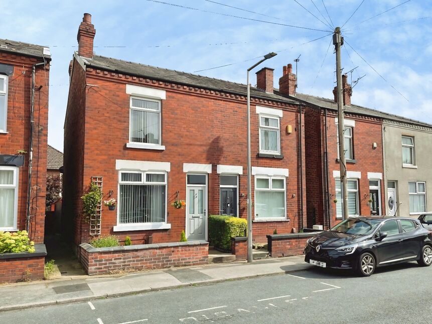 Main image of 2 bedroom Semi Detached House to rent, Westwood Road, Woodsmoor, Greater Manchester, SK2