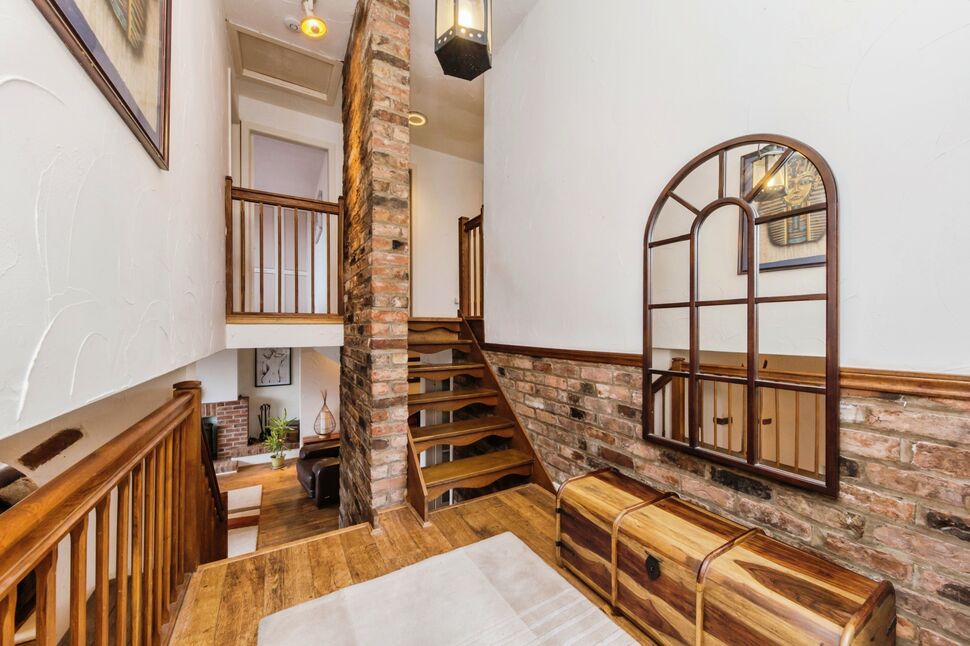 4 bedroom Detached House for sale, Ecton Avenue, Macclesfield, SK10 £