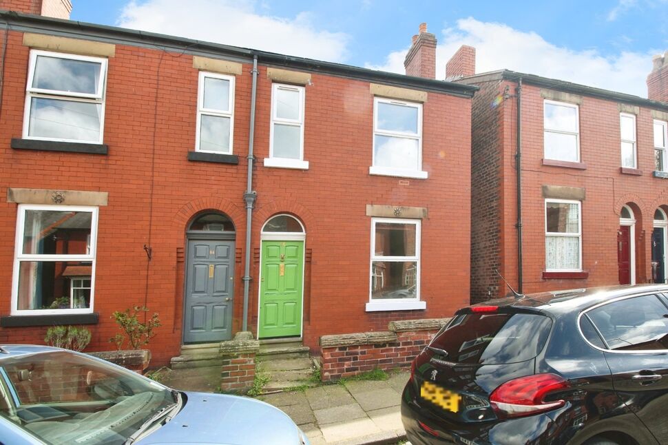 3 bedroom End Terrace House to rent, Hobson Street, Macclesfield, SK11