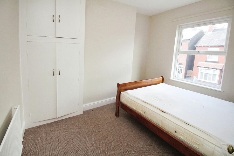 3 bedroom End Terrace House to rent, Hobson Street, Macclesfield, SK11