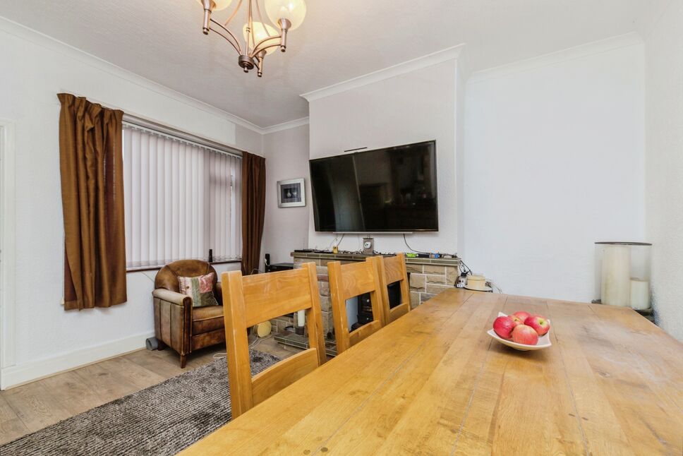 3 bedroom Mid Terrace House for sale, High Street, Macclesfield, SK11 £210,000