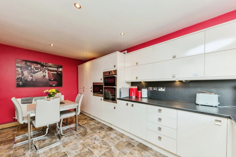 4 bedroom Detached House for sale, Ullswater, Macclesfield, SK11 £425,000