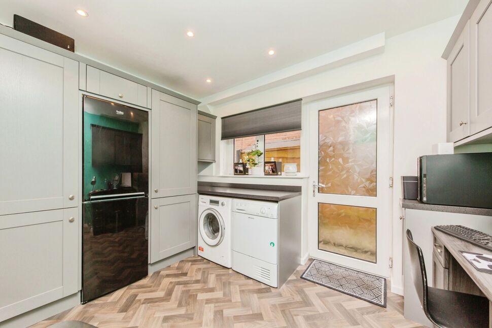 4 bedroom Detached House for sale, Ullswater, Macclesfield, SK11 £425,000